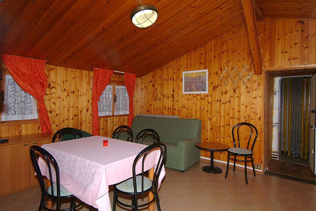 Camping Hotel Au Lac De Como Sorico Exterior photo