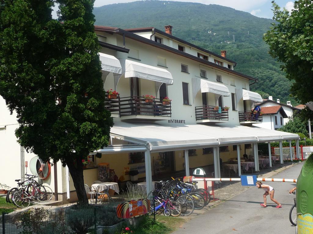 Camping Hotel Au Lac De Como Sorico Exterior photo