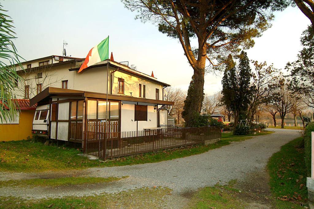 Camping Hotel Au Lac De Como Sorico Exterior photo