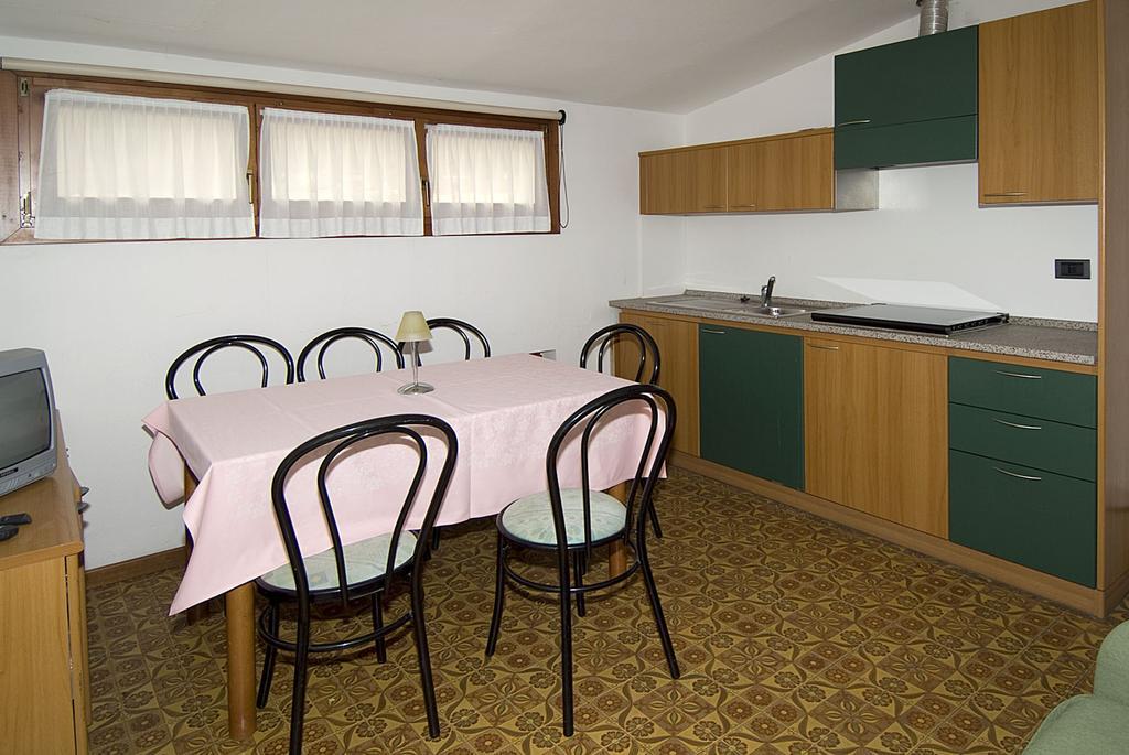 Camping Hotel Au Lac De Como Sorico Exterior photo