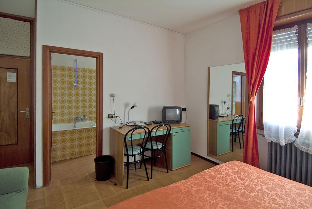 Camping Hotel Au Lac De Como Sorico Exterior photo