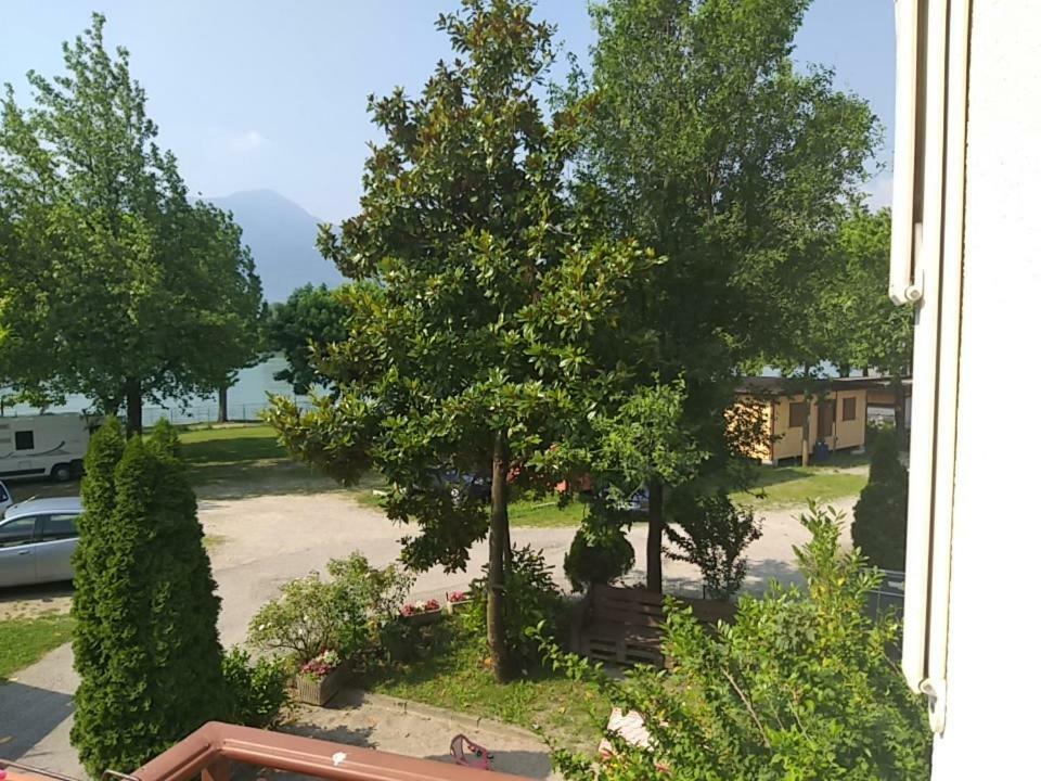Camping Hotel Au Lac De Como Sorico Exterior photo