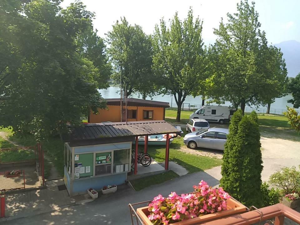 Camping Hotel Au Lac De Como Sorico Exterior photo